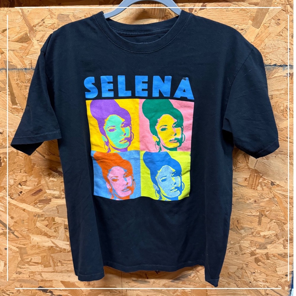 Selena Quintanilla Pop Art Graphic T-Shirt Black Short Sleeve Crewneck Top